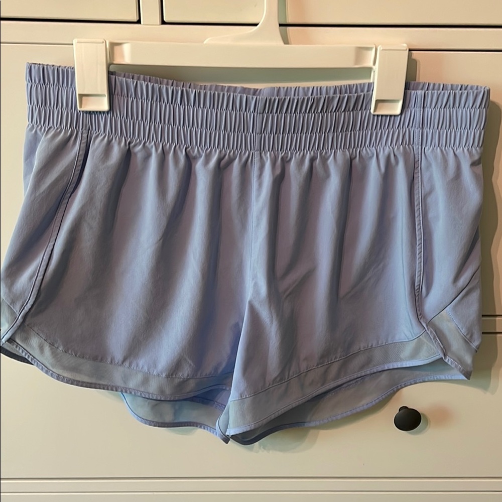 Athleta Mesh Racer Run 4” Shorts